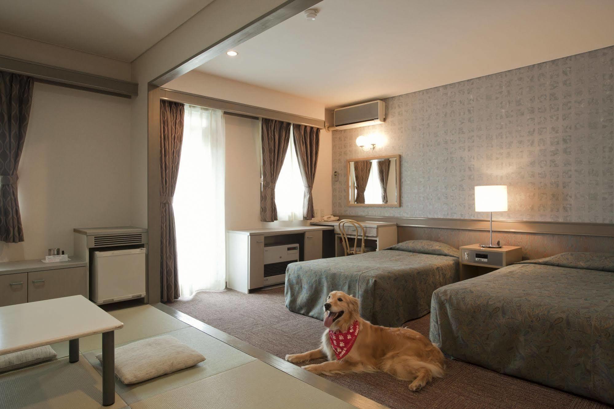 Hotel Soyokaze Karuizawa Zewnętrze zdjęcie